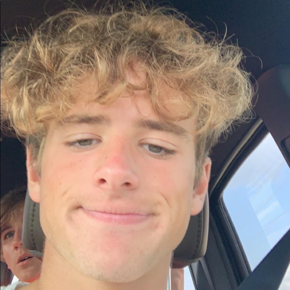 Meet your Posher, Harris